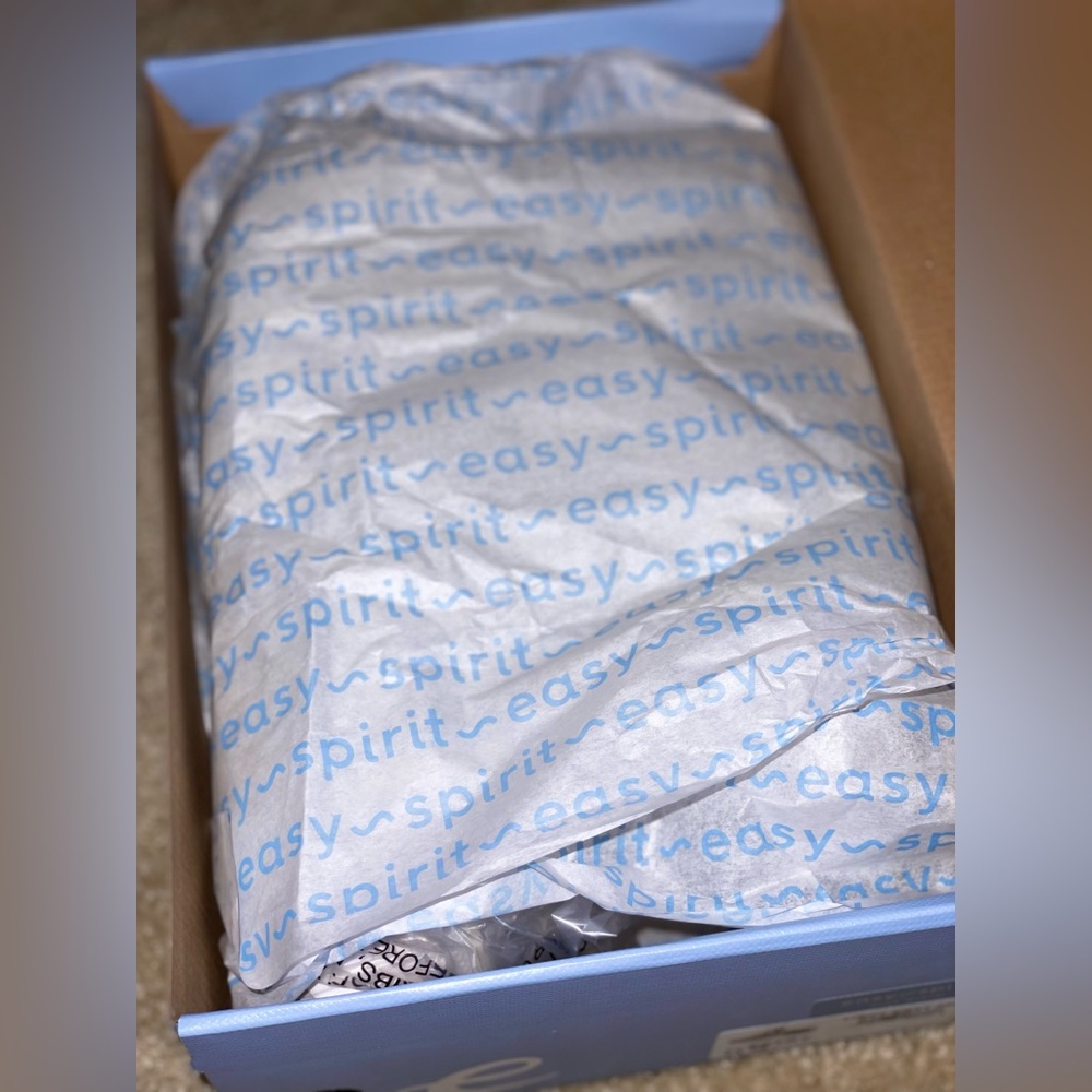 Easy spirit as EZTRY slip on 11 wide i. light gray new in box - Picture 3 of 10